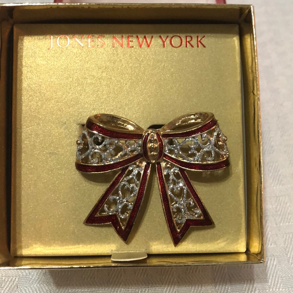 Jones New York Holiday Bow Pin